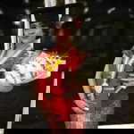 Putri Handayani profile icon