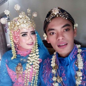 Aprii Anie profile icon