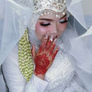 Eva rahmawati profile icon