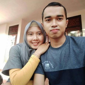 Titin Sulistiyana profile icon