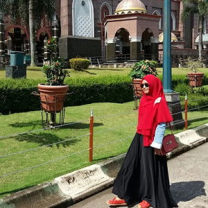 erna wahyudi profile icon