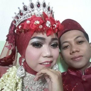 Feni Indri Ani Pambudi profile icon