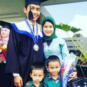 Ery Satriani Bhuana profile icon