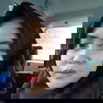 Desy Herawati profile icon