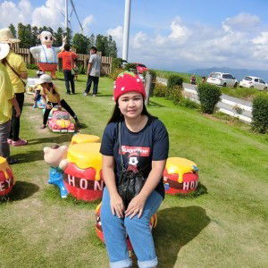 Oum Sutthathip profile icon