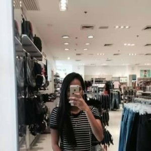 Chinnie Carag profile icon