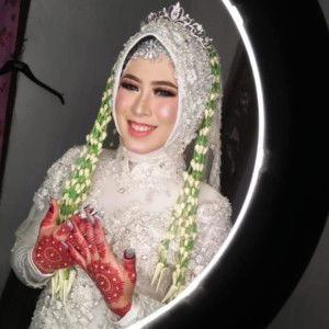 Vinda Puspita Sari profile icon