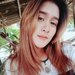 พิ้ ทัช กะหล่อน profile icon