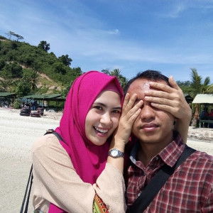 Deby Herliani profile icon