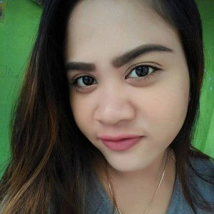 Dhiny Tria Andhiny profile icon