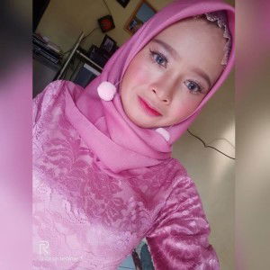 Ayu Sri Rezky profile icon