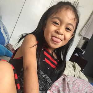 Azalea’s World profile icon