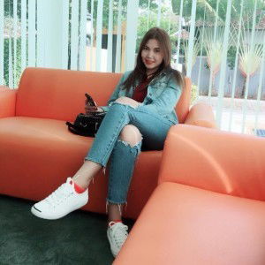 Ploy Parichat profile icon