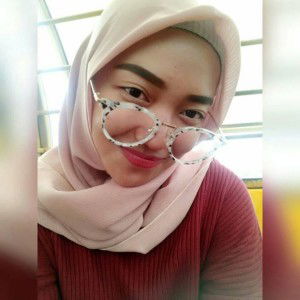 susi purwina sari profile icon