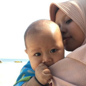 Dewi Sutrisno profile icon