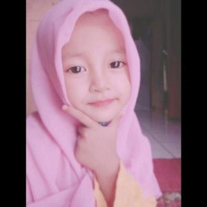 Evy Nur Khayati profile icon