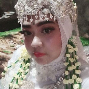 CUu AgusTinhaa profile icon