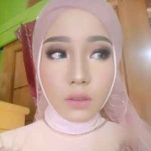 Safitri Komalasari profile icon