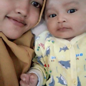 Arini Hidayati profile icon