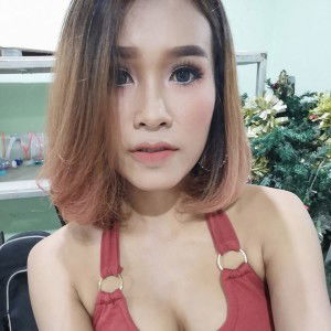 แพรว ภิรมญา profile icon