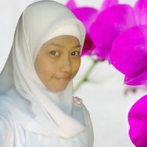 Fitri Yani profile icon