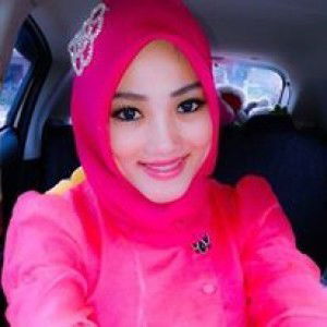 Yeni Raini profile icon