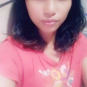 Lyza Flores Maquñiana profile icon