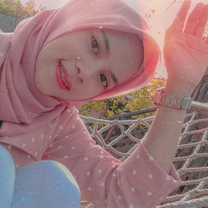 sri utami profile icon