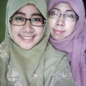 Nadya Fazriaty profile icon