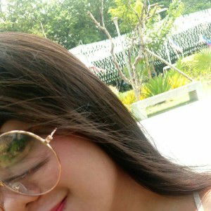 Rosenda Flores profile icon