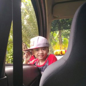 Chuchu Putri Heri profile icon