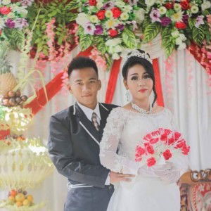 Evi Rahayu profile icon