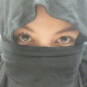 lely astuti profile icon