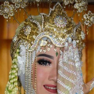 Nengmala Rahman profile icon