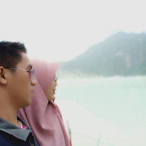 Dewi Amaliyah profile icon