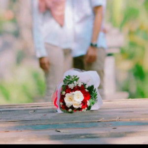 indah hutami profile icon