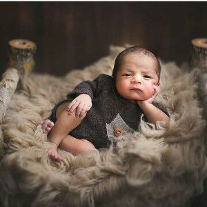 Ratna Sari profile icon