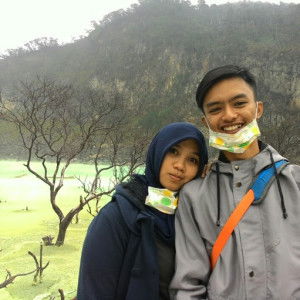 iis sintiani profile icon