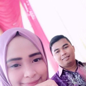 Esi Zuliani profile icon