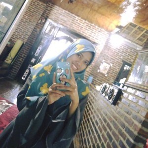 Utari Nur'Aeni profile icon