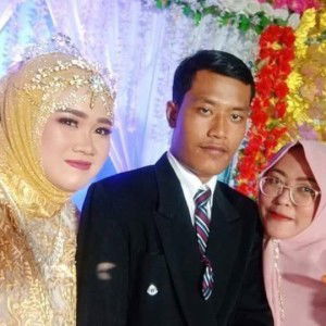 Astika Rusdini profile icon