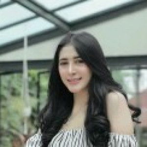 Indri Aprilyani Putri profile icon