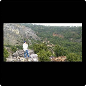 santi yulianti profile icon