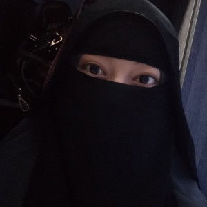 Melinia R profile icon