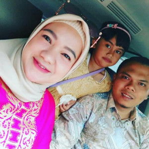 Nia Amira profile icon