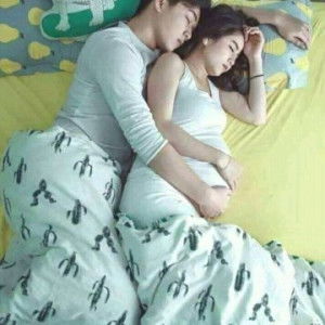 momy akha profile icon