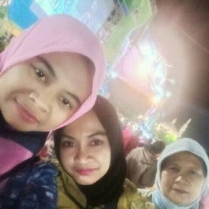 Eka Mery Wedya profile icon