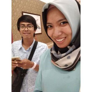 Ratna Dewi profile icon