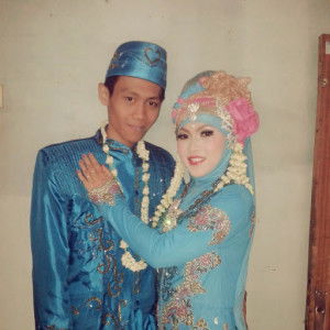 atika sari profile icon