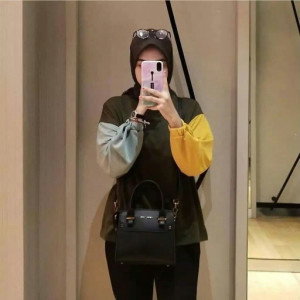 Risti Dian profile icon